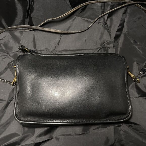 COACH Black Leather "Basic Bag" Zip Clutch Crossbody - Made in USA Vintage 70s - Picture 4 of 16